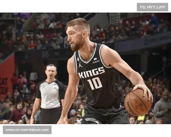 森萨博季前赛场均十九点五分高居第四展现出色进攻火力